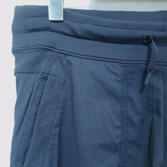 Lululemon Dance Studio Women's 6 Small Crop Black Pants Striped Capri Short - Picture 6 of 8